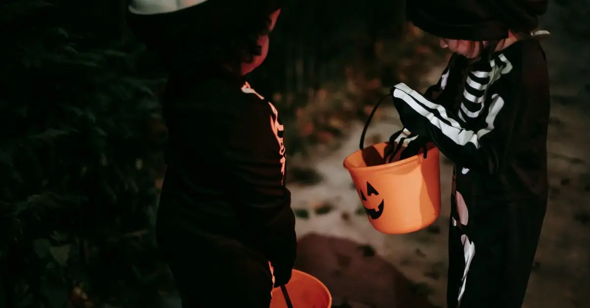 Comment organiser une chasse au trésor d'Halloween inoubliable