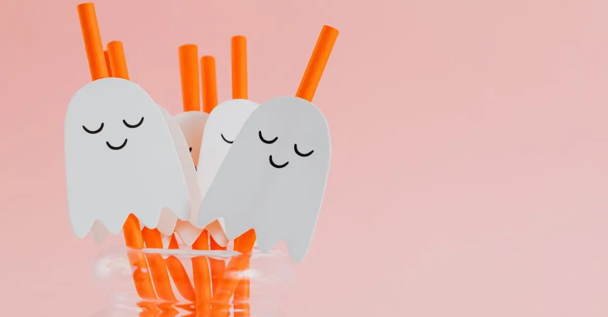 Comment réaliser des invitations d'Halloween créatives