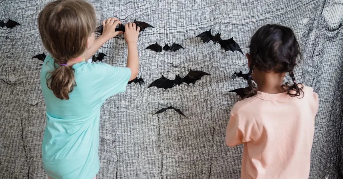 10 idées de jeux d'Halloween captivants pour toutes les tranches d'âge